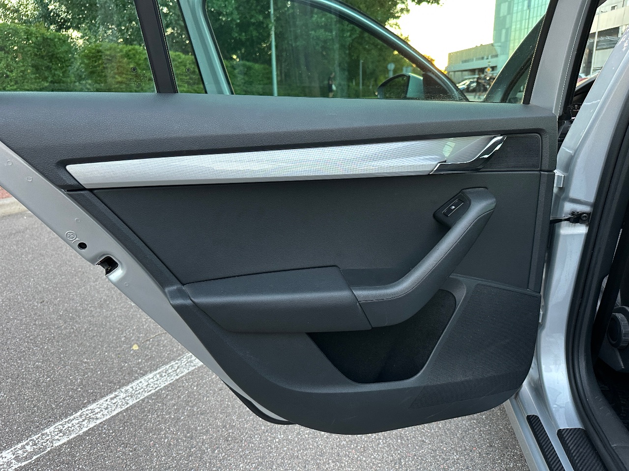 Skoda Octavia - фото 37