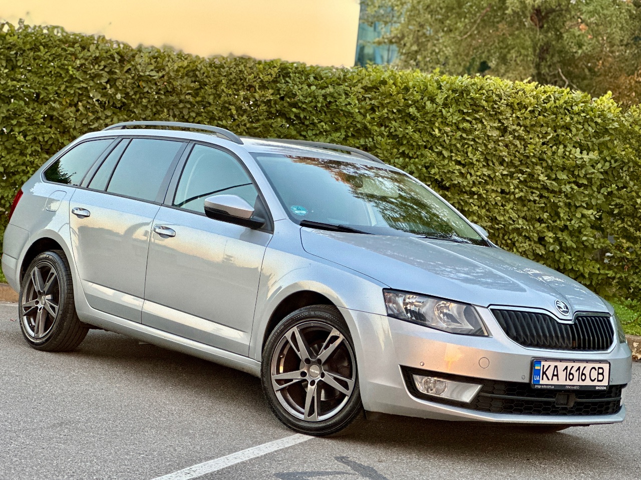Skoda Octavia - фото 3