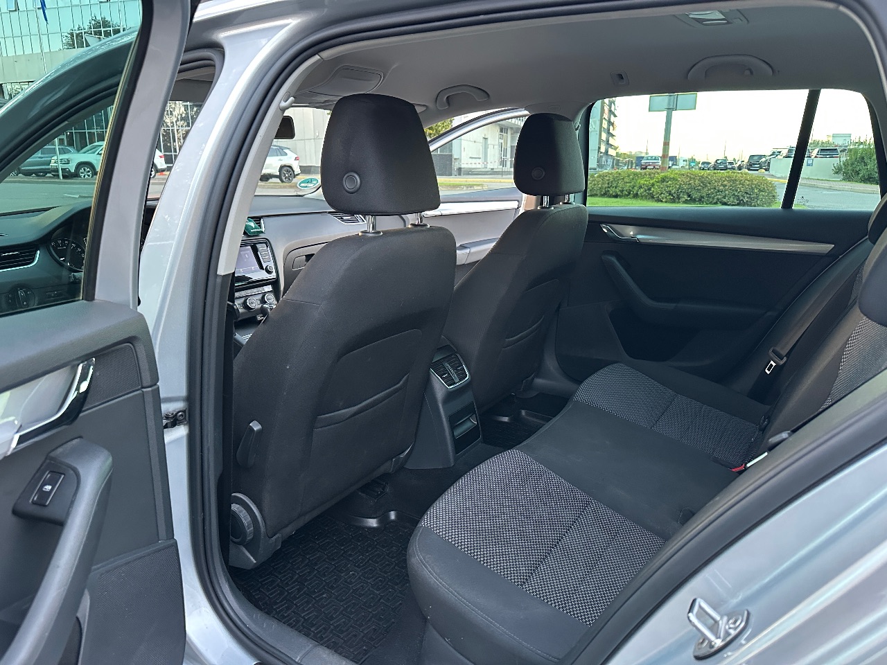 Skoda Octavia - фото 36