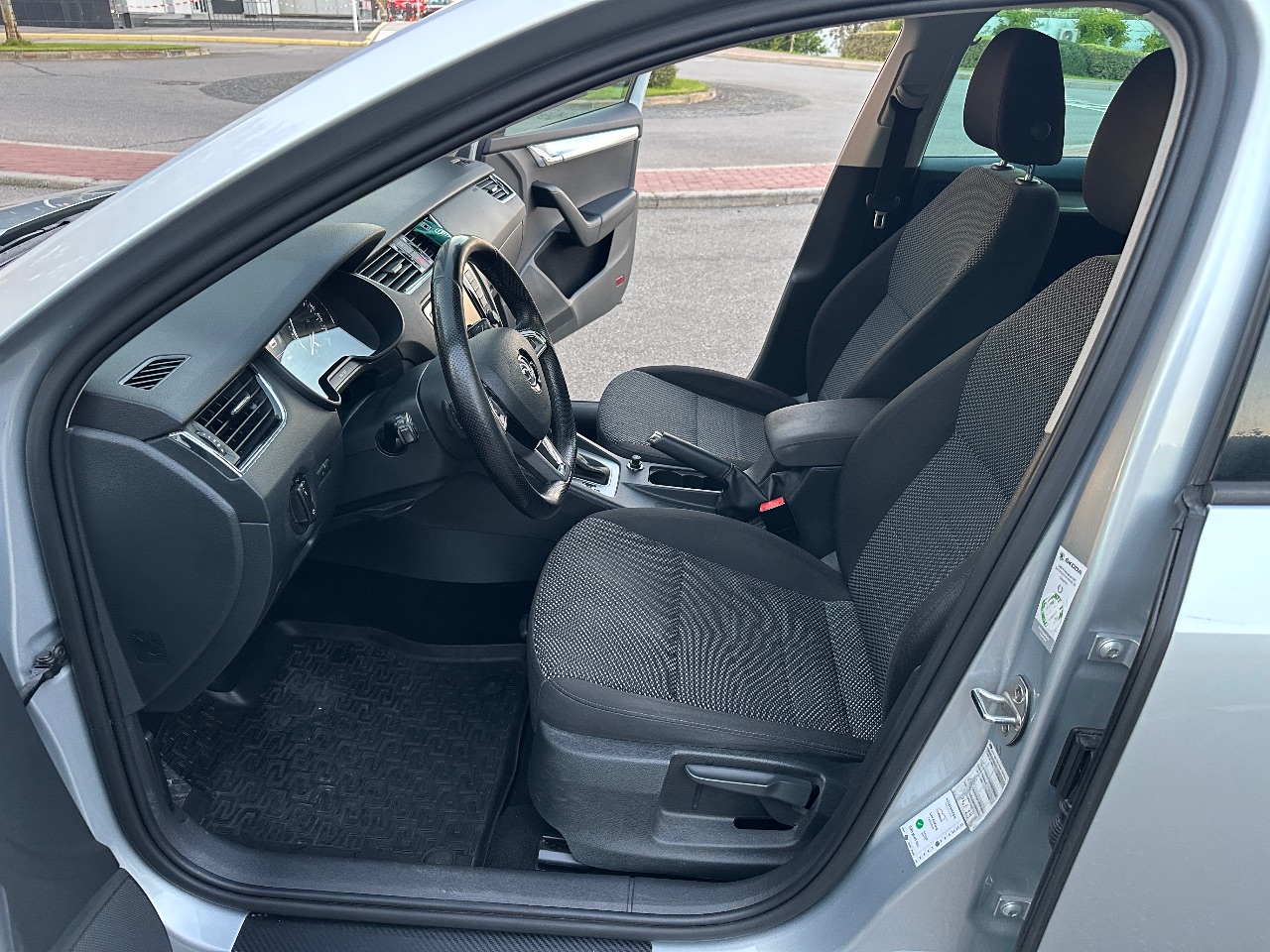 Skoda Octavia - фото 30