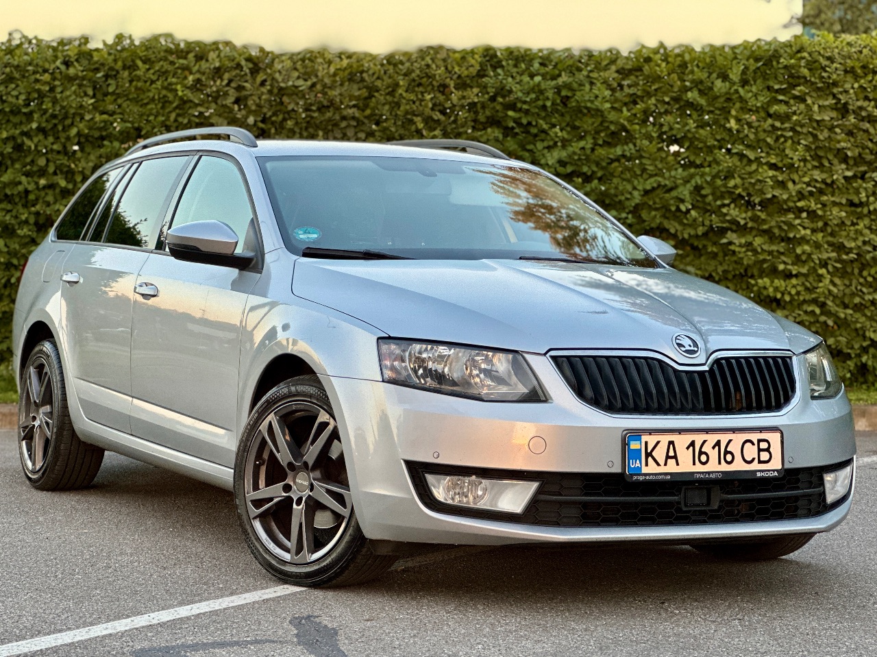 Skoda Octavia - фото 2