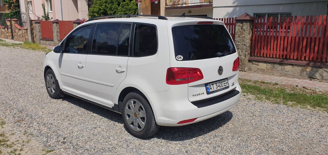 Volkswagen Touran - фото 13