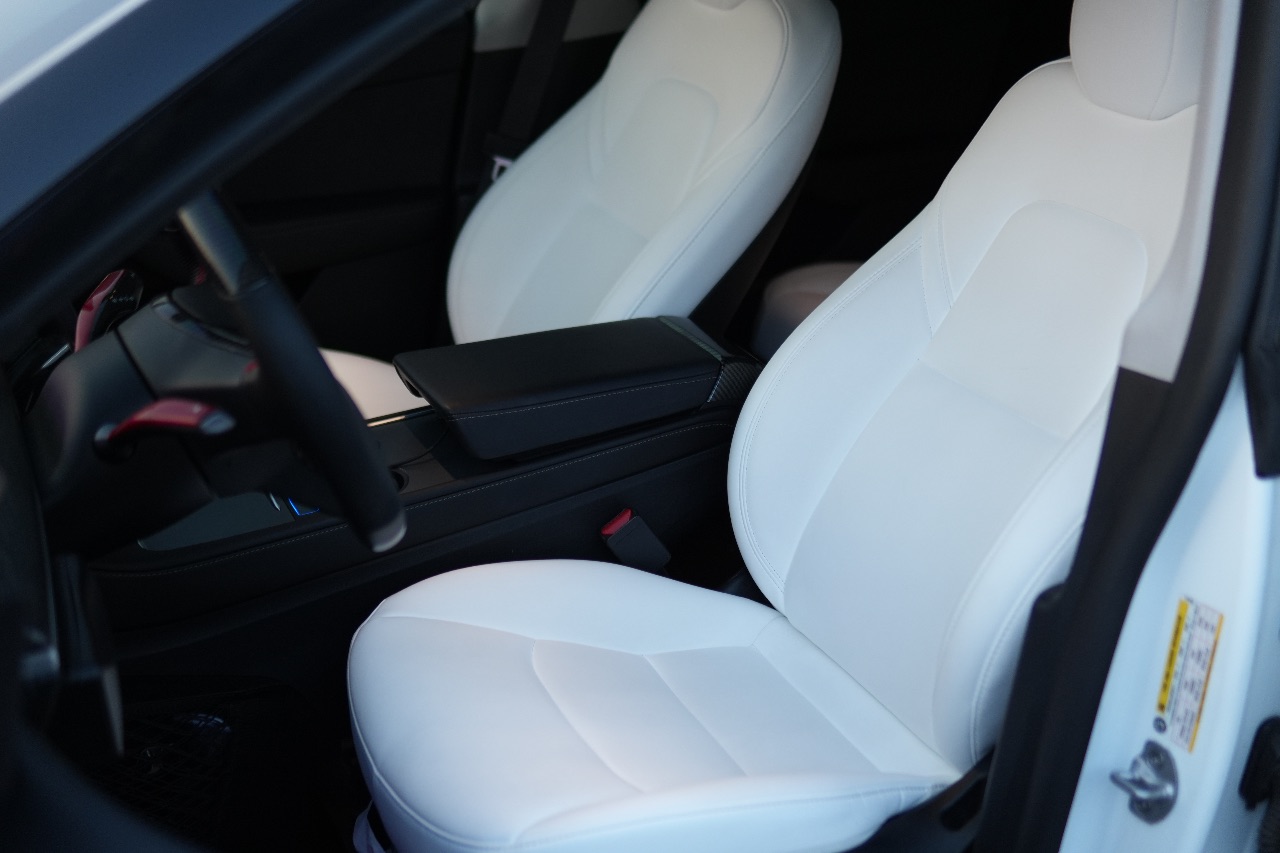 Tesla Model Y - фото 4