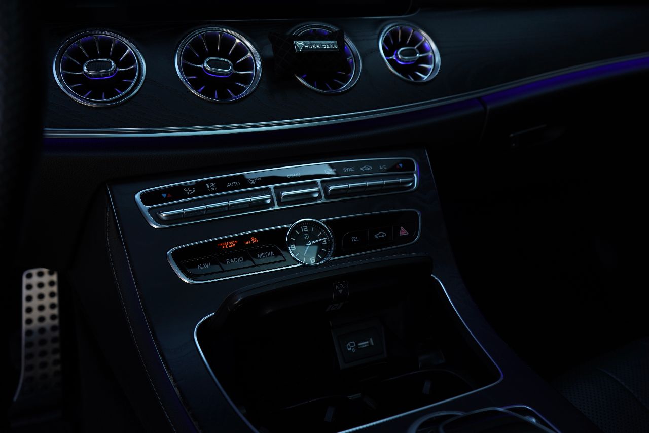 Mercedes-Benz E-Класс - фото 26