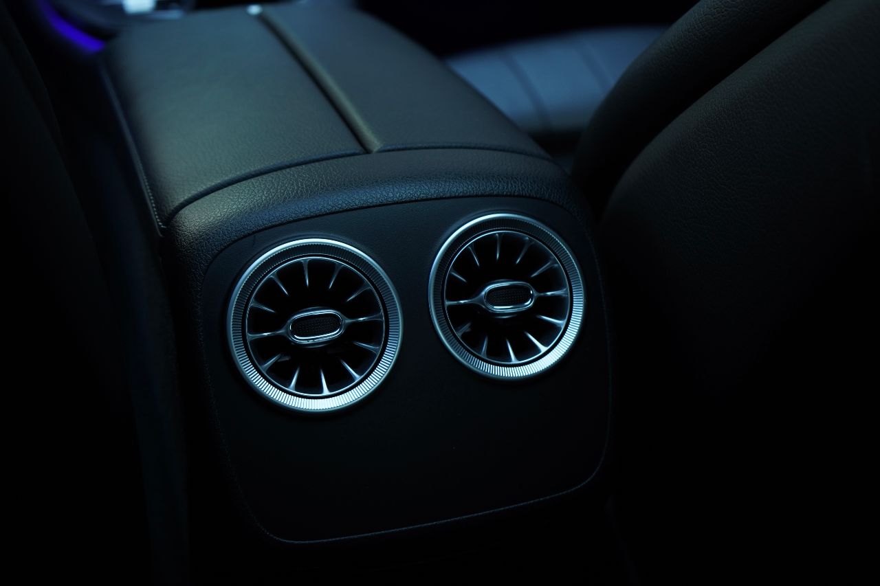 Mercedes-Benz E-Класс - фото 31