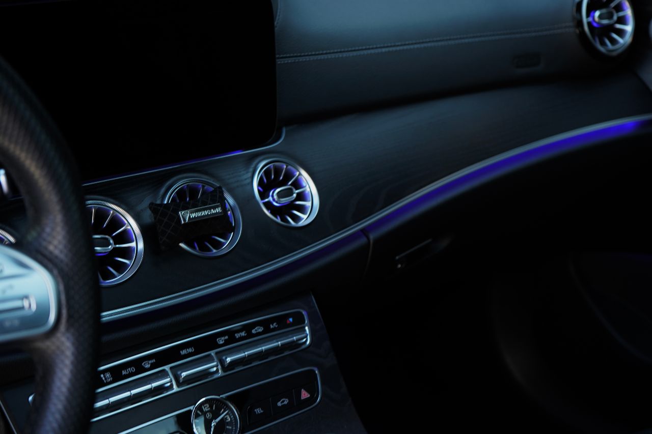 Mercedes-Benz E-Класс - фото 21