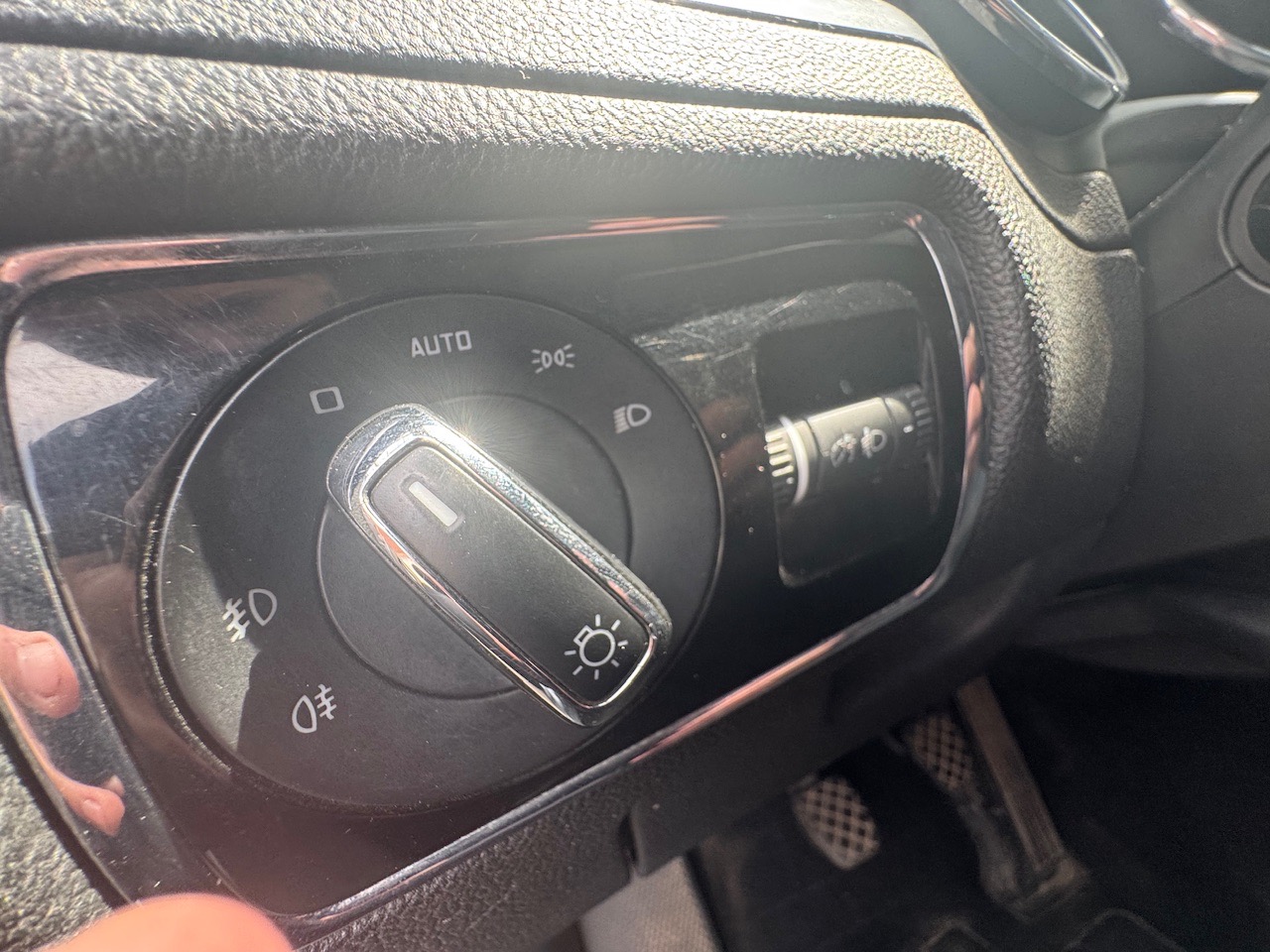 Skoda Superb - фото 10