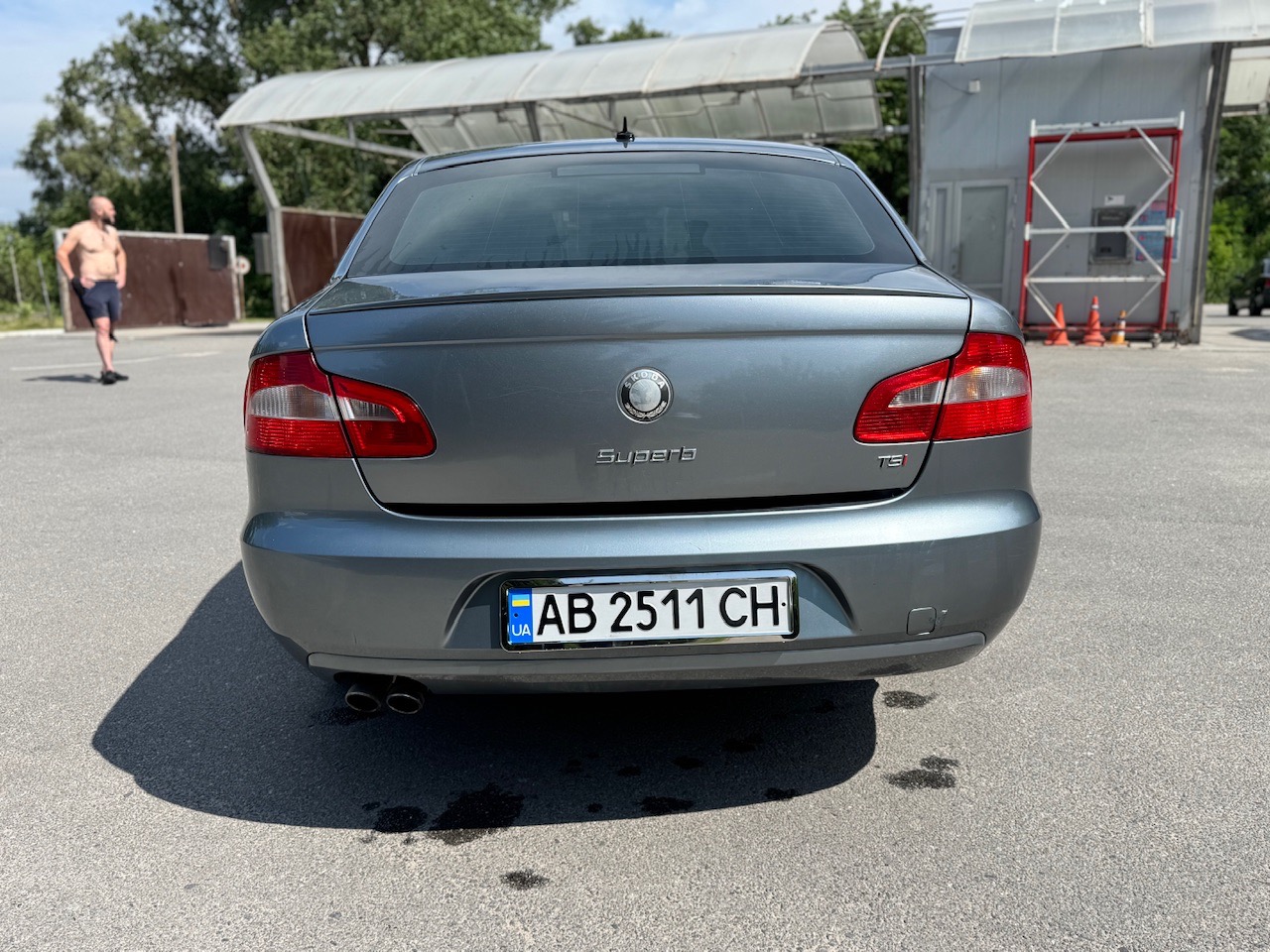 Skoda Superb - фото 11