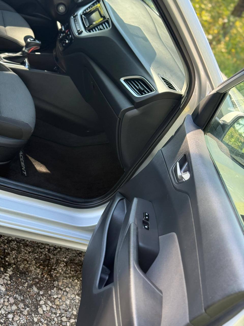 Hyundai Accent - фото 23