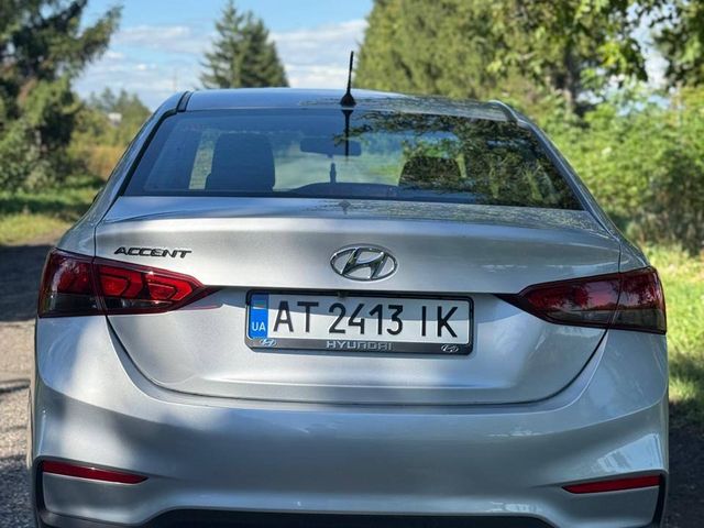 Hyundai Accent - фото 3