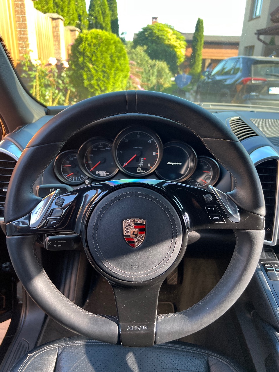 Porsche Cayenne - фото 6