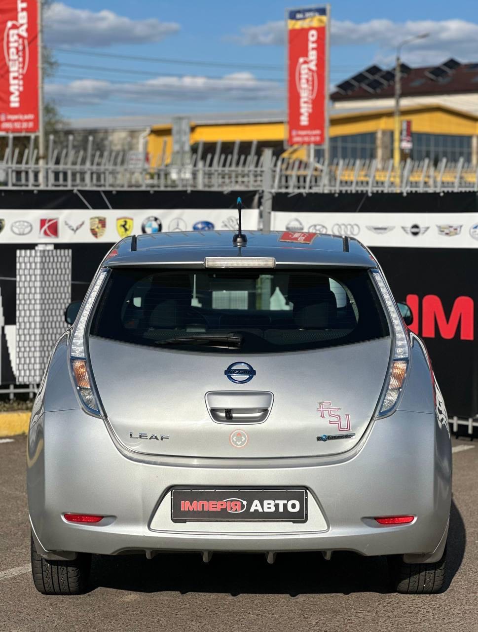 Nissan Leaf - фото 4