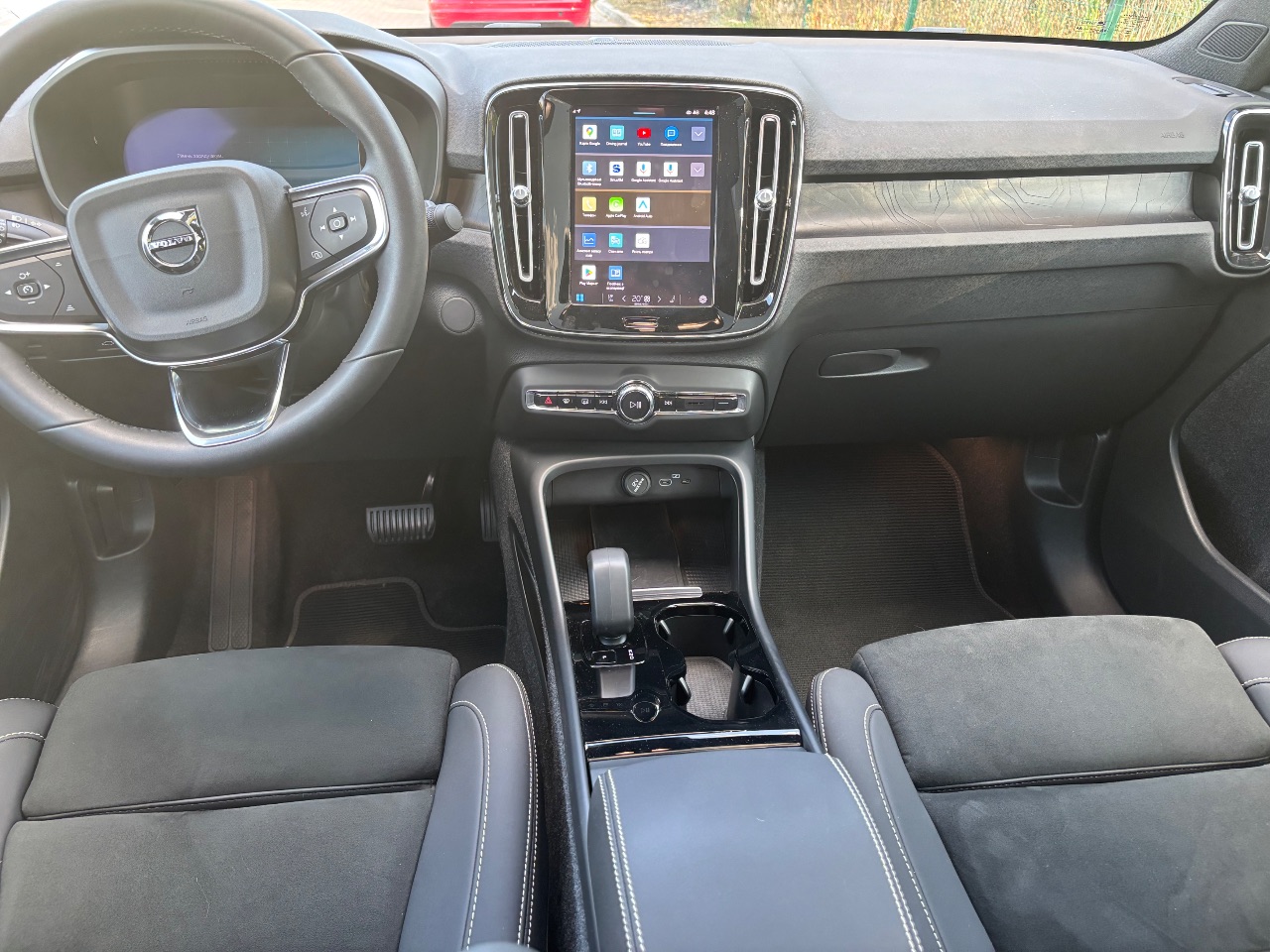 Volvo C40 - фото 5