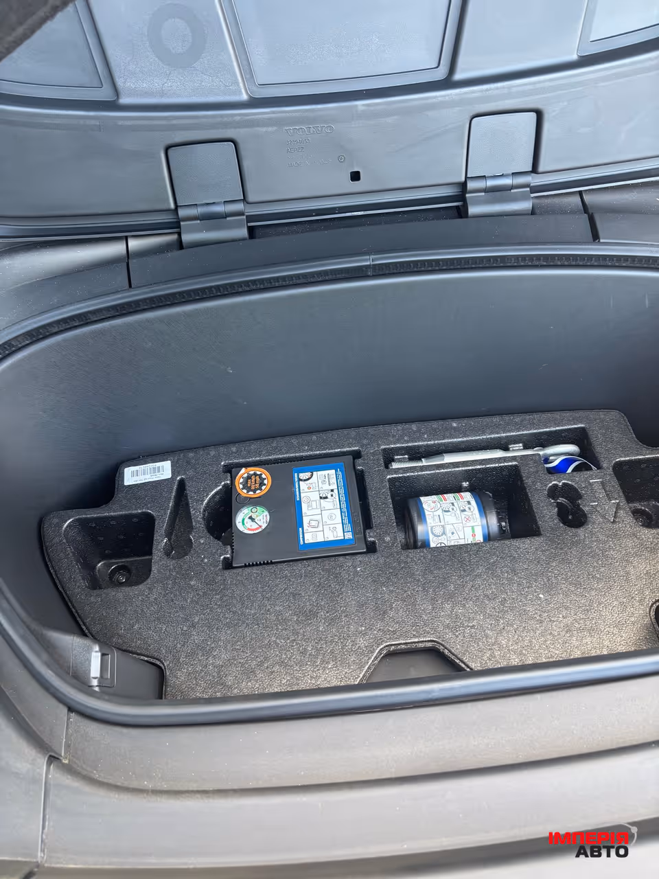 Volvo C40 - фото 19