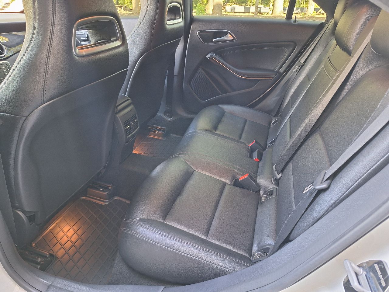 Mercedes-Benz CLA - фото 22