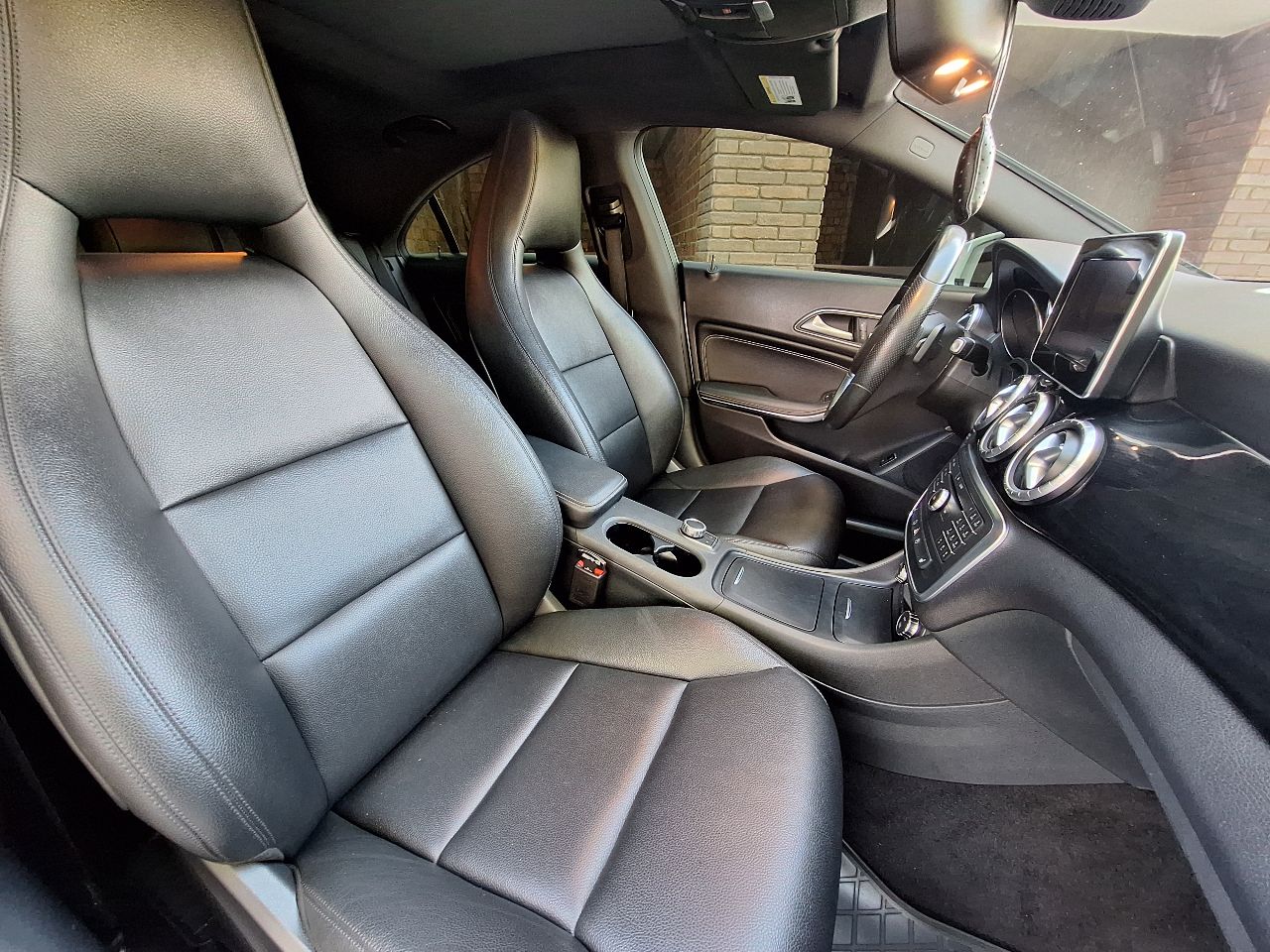 Mercedes-Benz CLA - фото 17