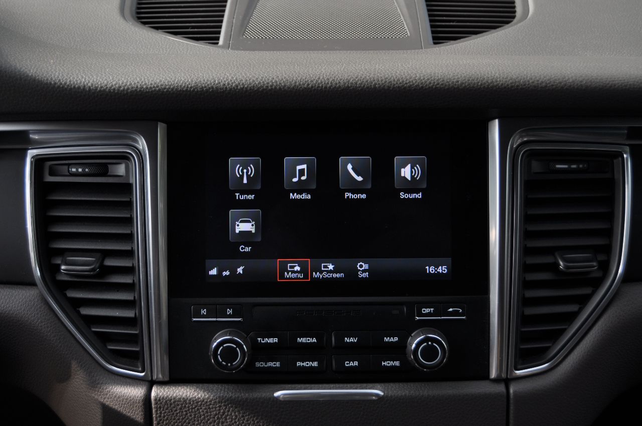 Porsche Macan - фото 11