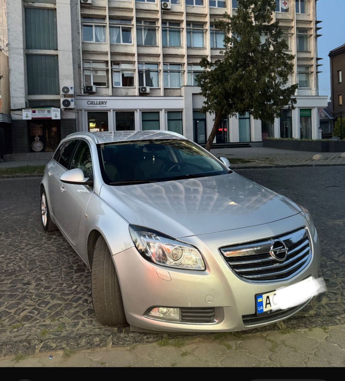Opel Insignia - фото 1