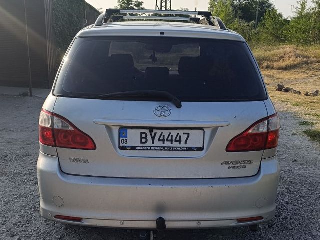 Toyota Avensis Verso - зображення 3