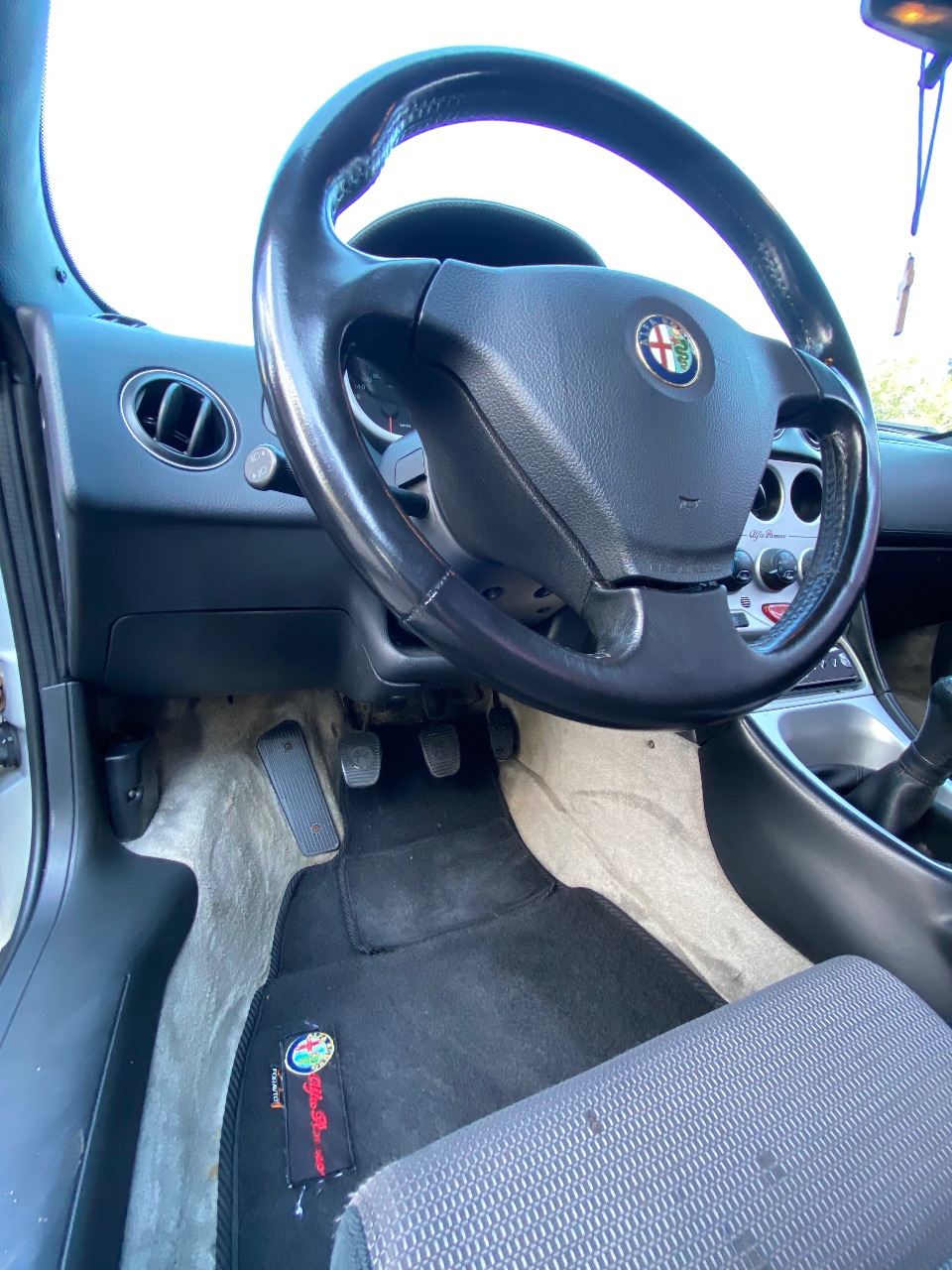 Alfa Romeo GTV - фото 6