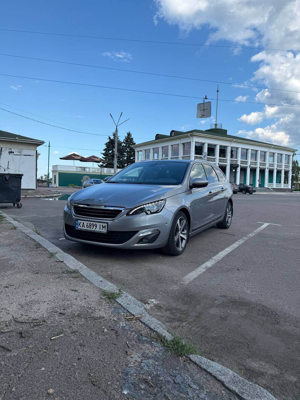 Peugeot 308 - фото 1