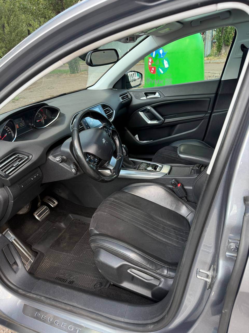 Peugeot 308 - фото 11