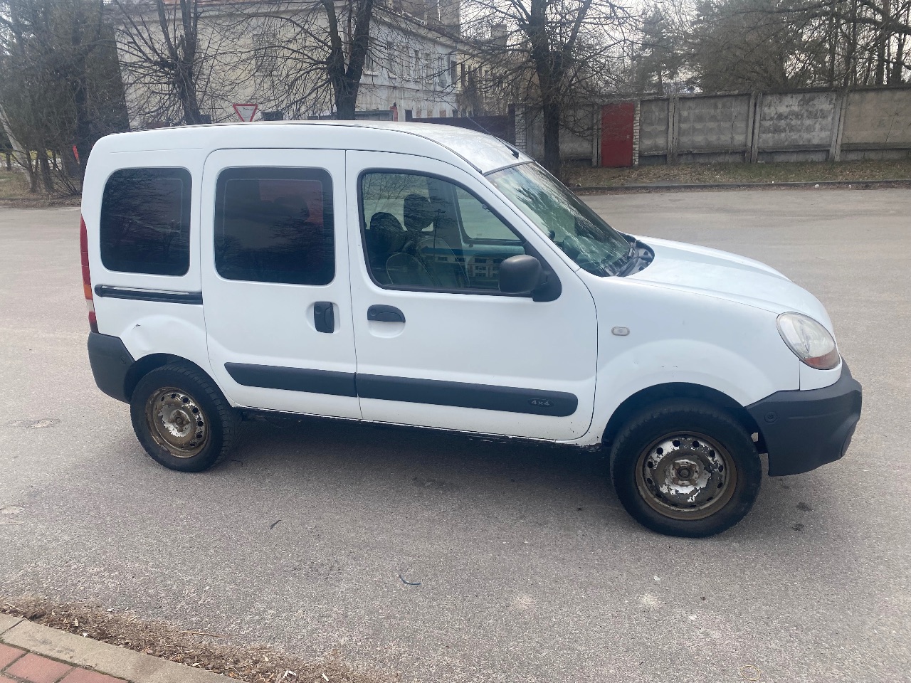 Renault Kangoo - фото 1