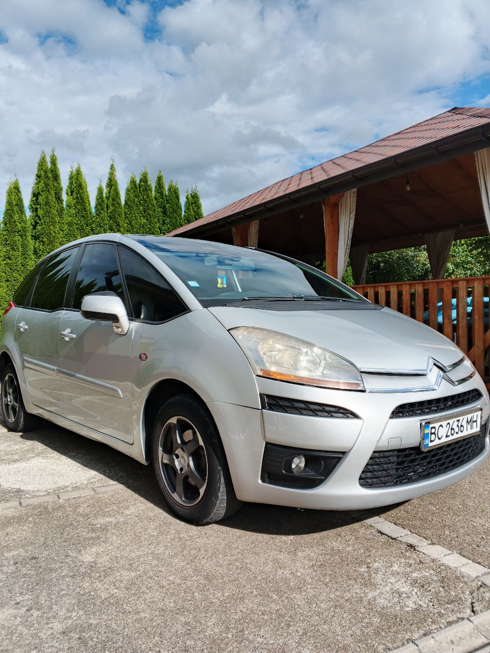 Citroen C4 Picasso - фото 1