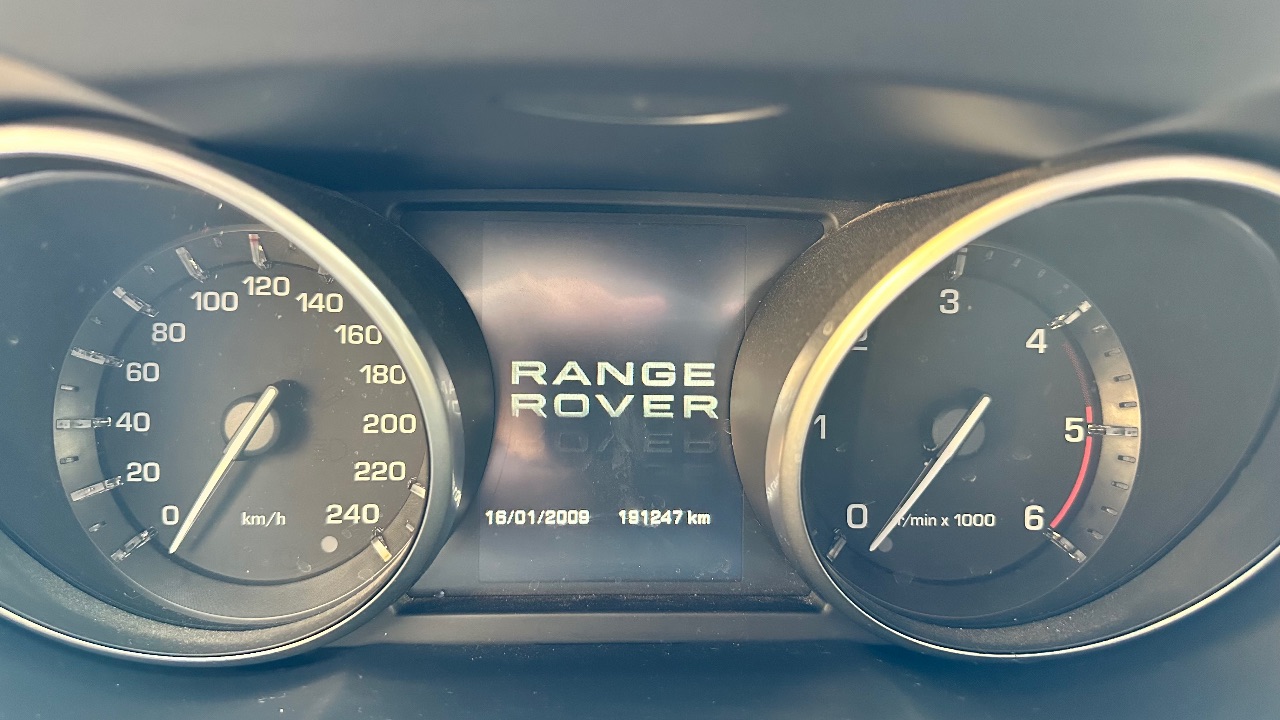 Land Rover Range Rover Evoque - фото 30