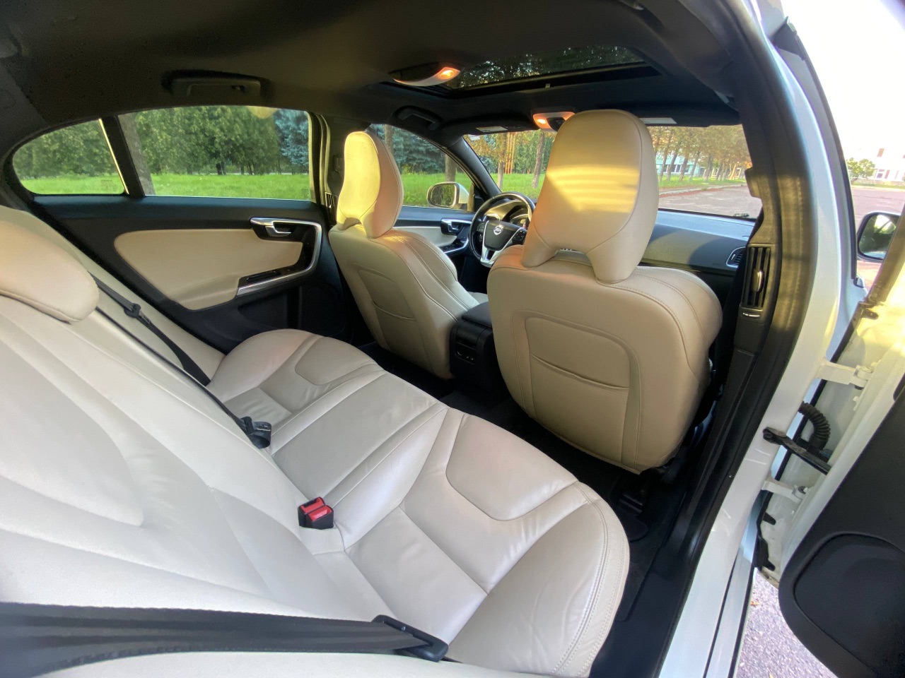 Volvo S60 - фото 9