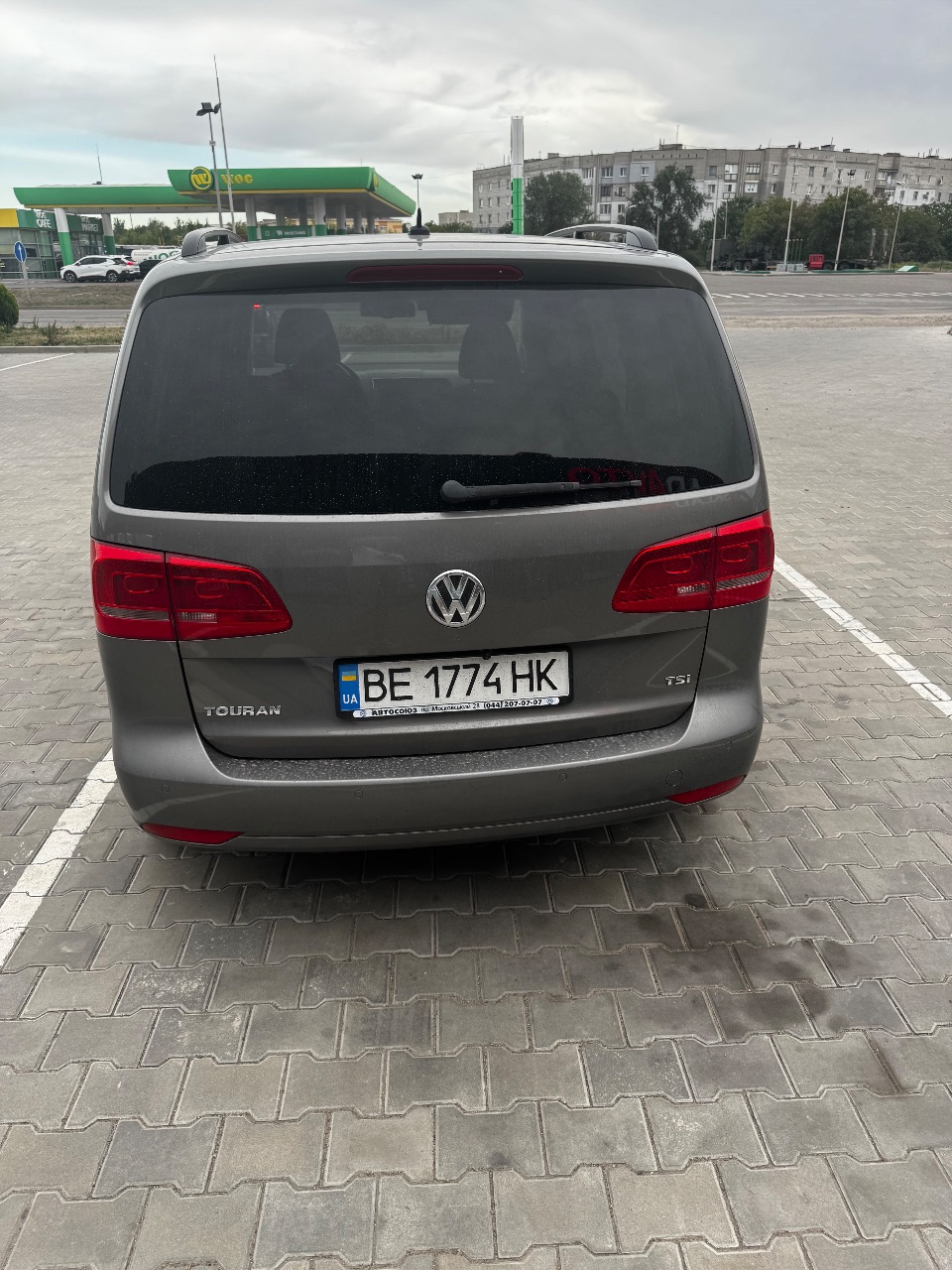 Volkswagen Touran - фото 4