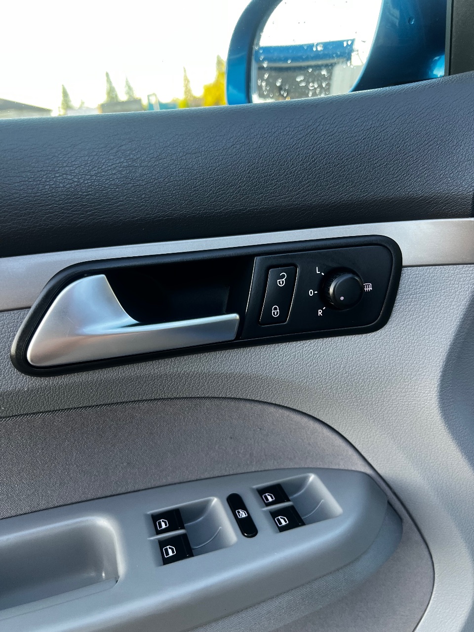 Volkswagen Touran - фото 20