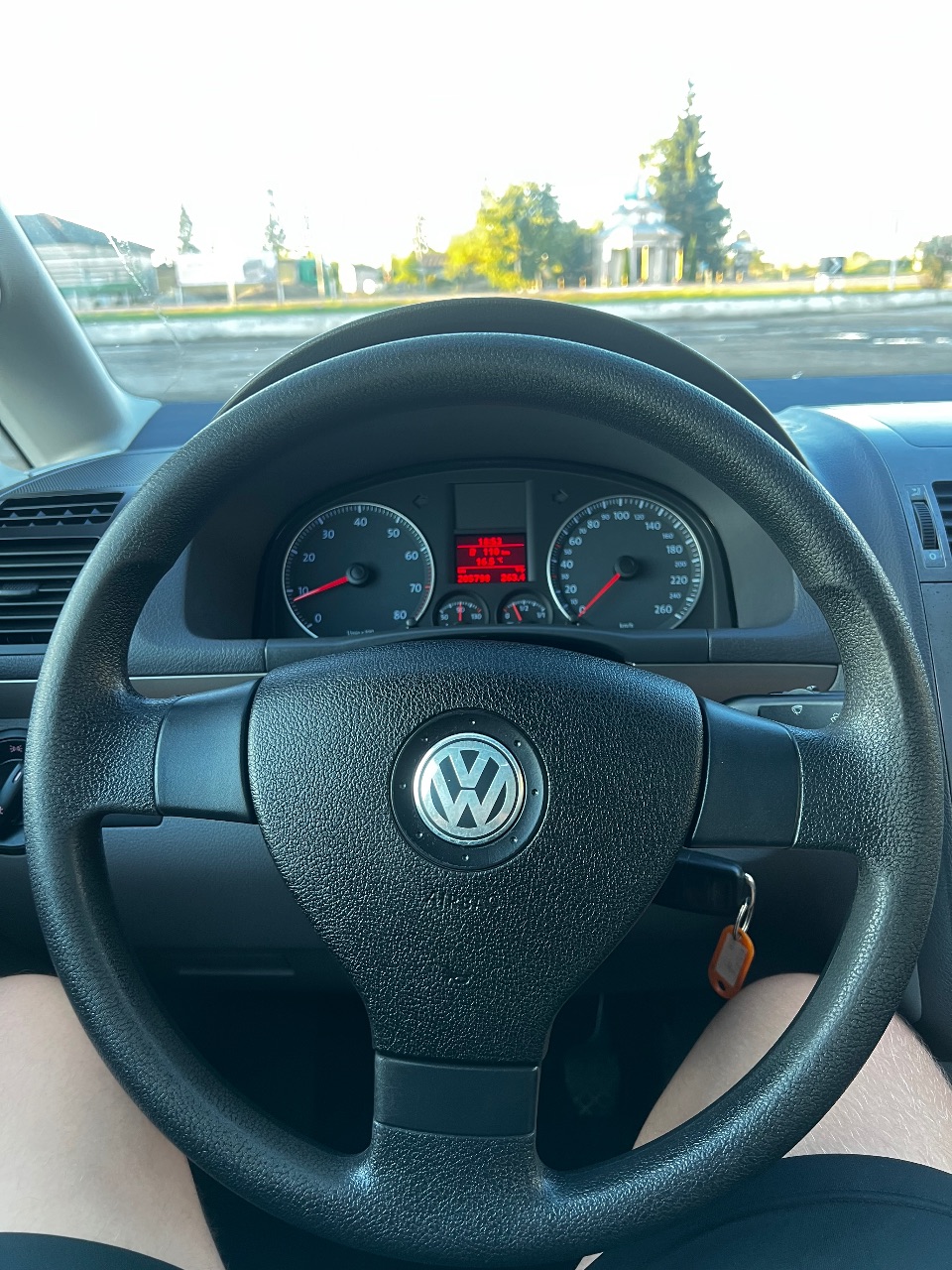 Volkswagen Touran - фото 13