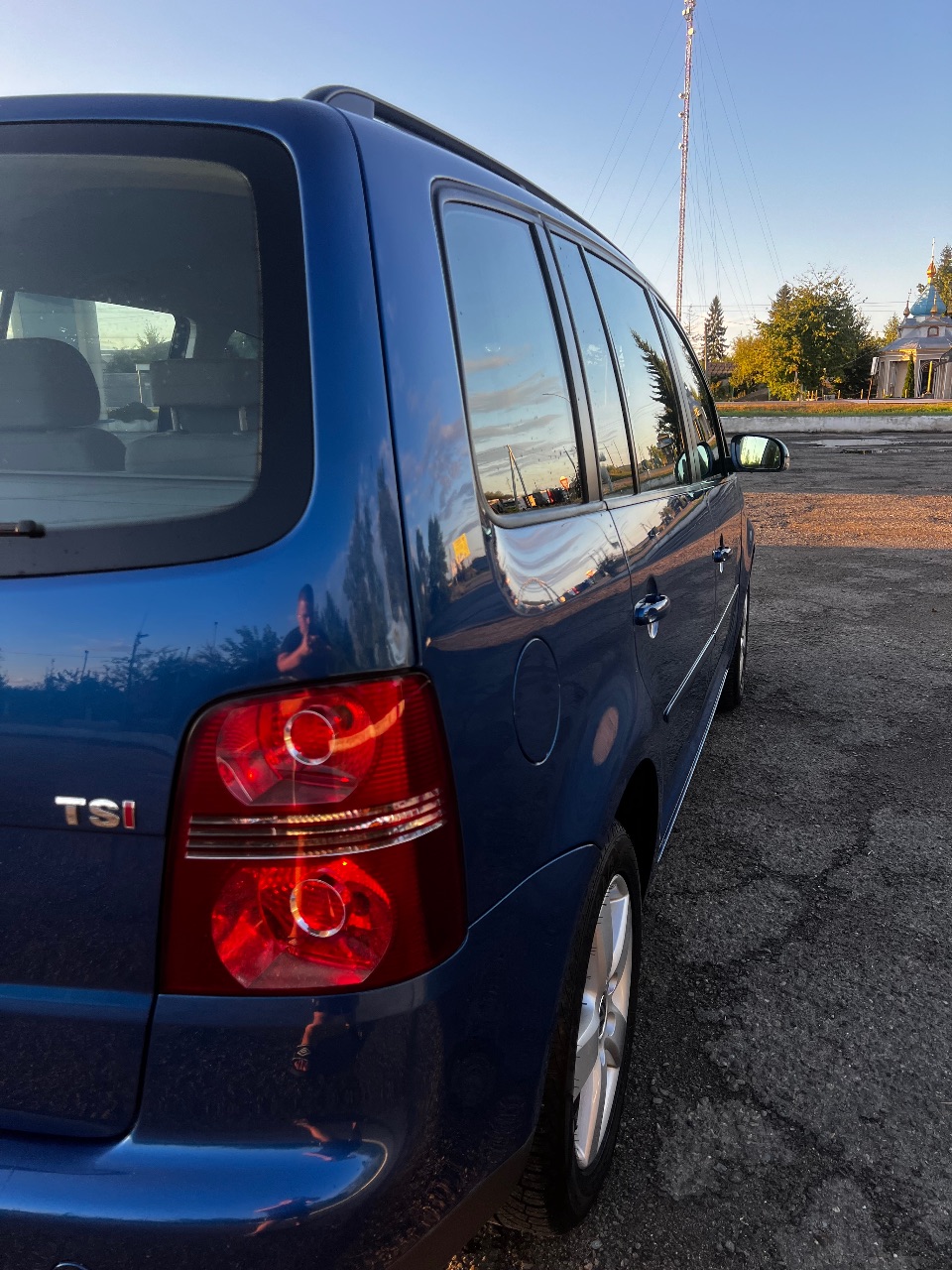 Volkswagen Touran - фото 5