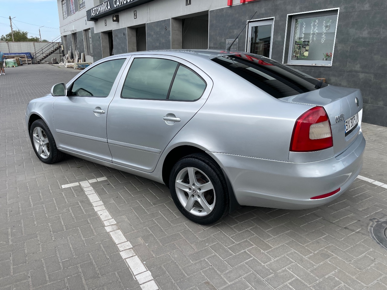 Skoda Octavia - фото 4