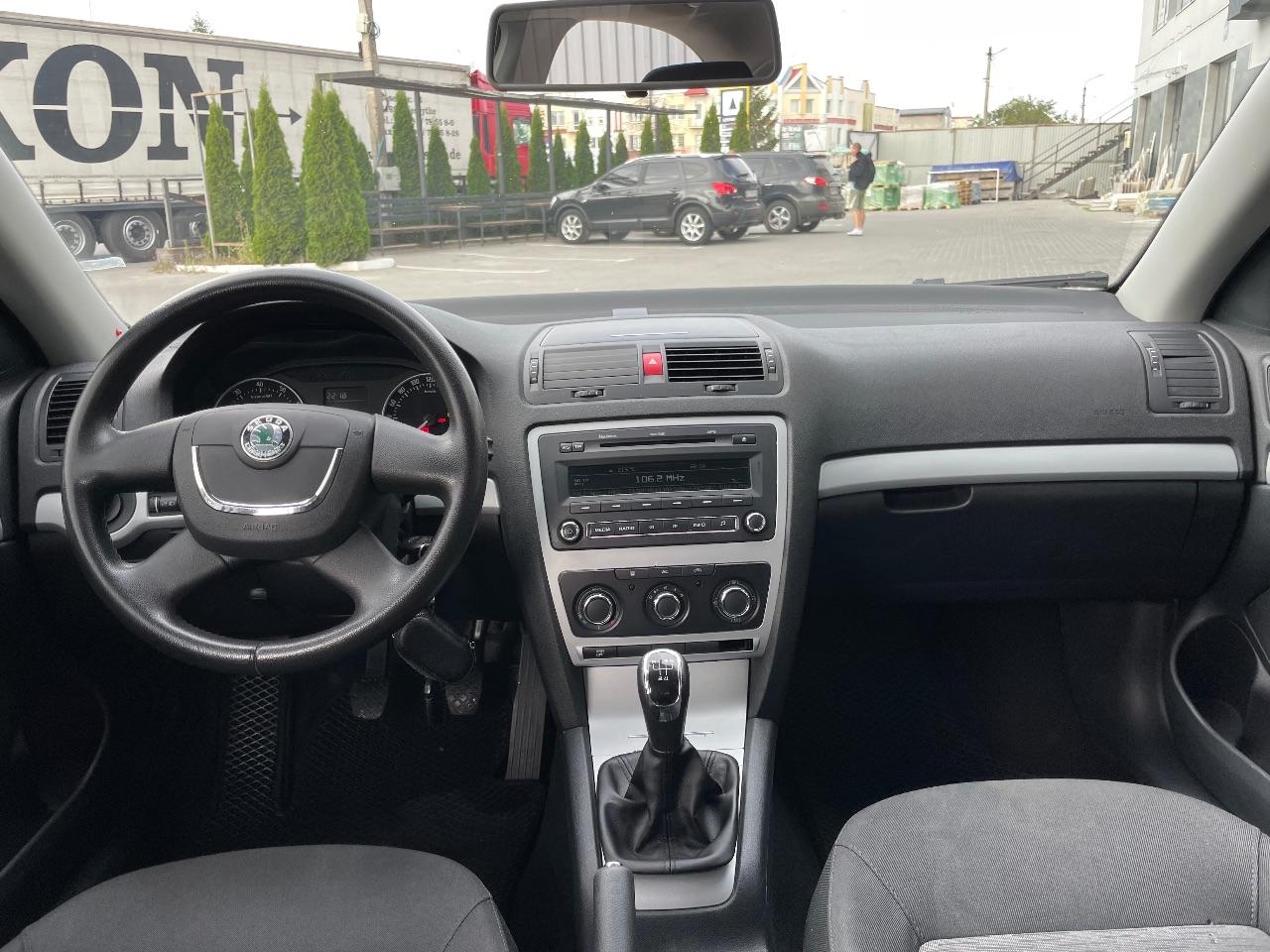 Skoda Octavia - фото 12