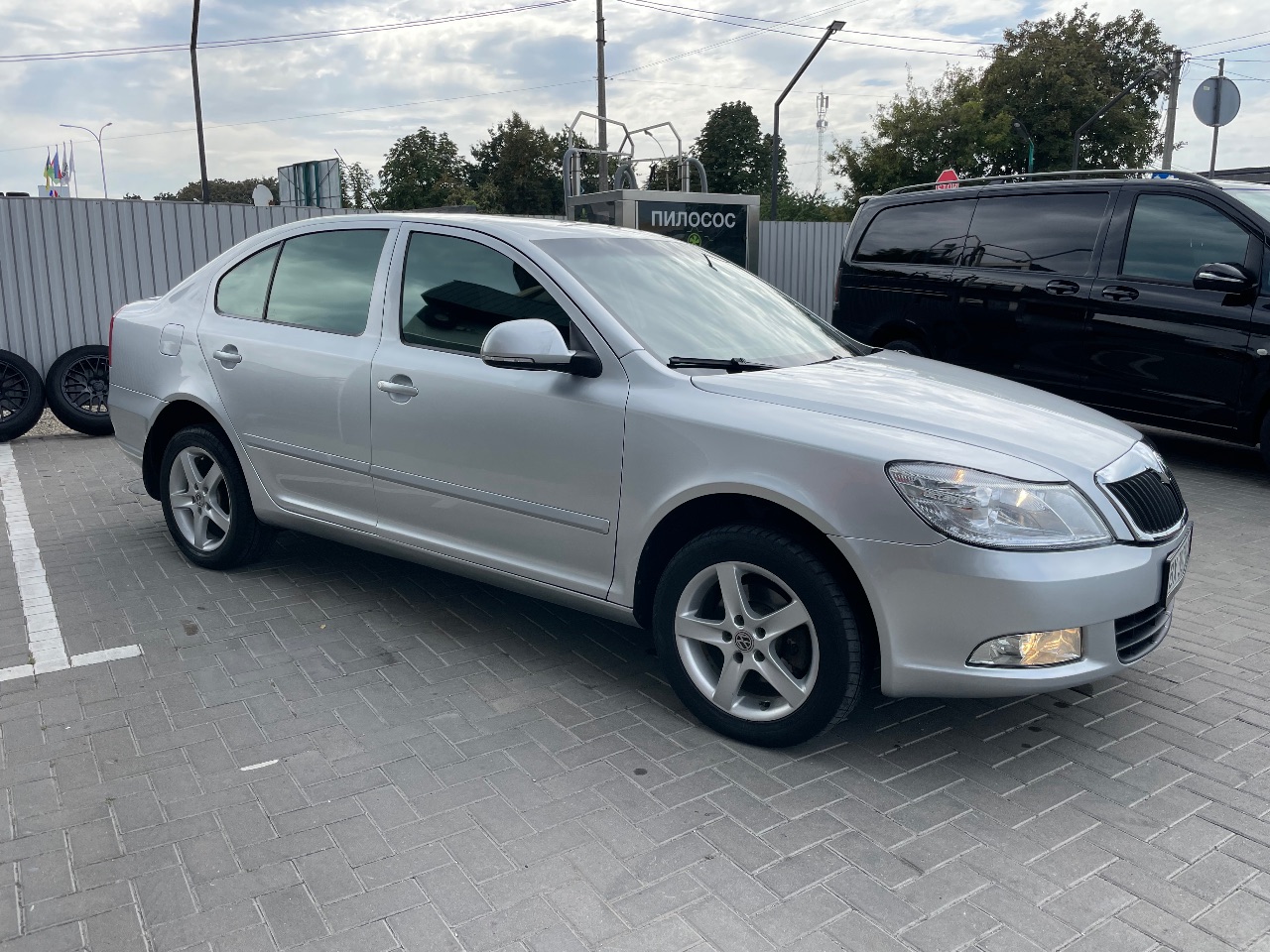 Skoda Octavia - фото 1