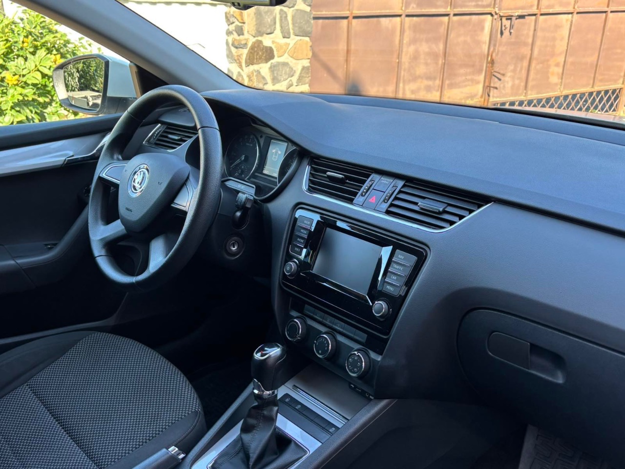 Skoda Octavia - фото 14