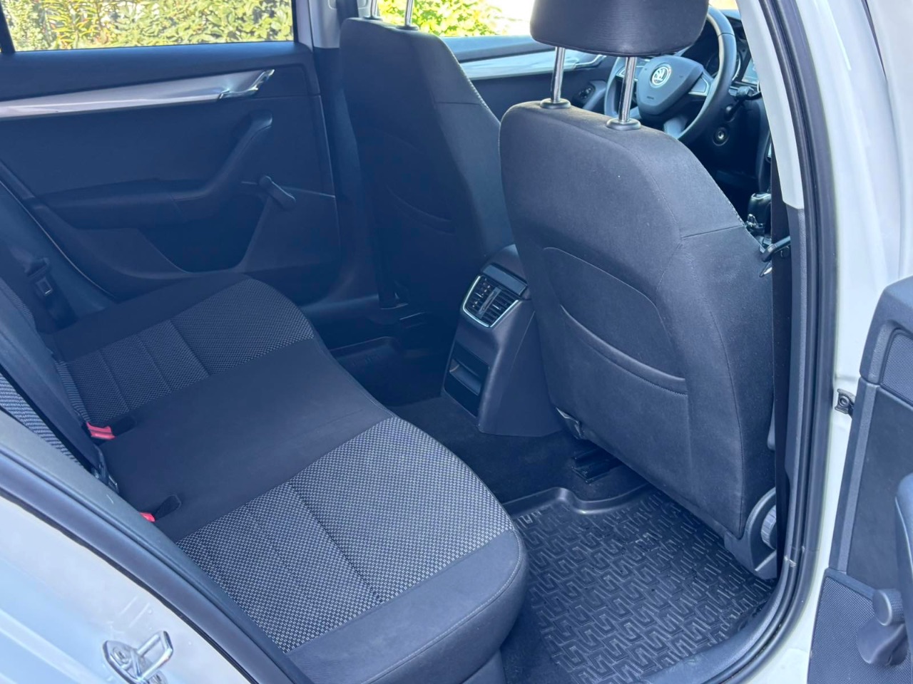 Skoda Octavia - фото 16