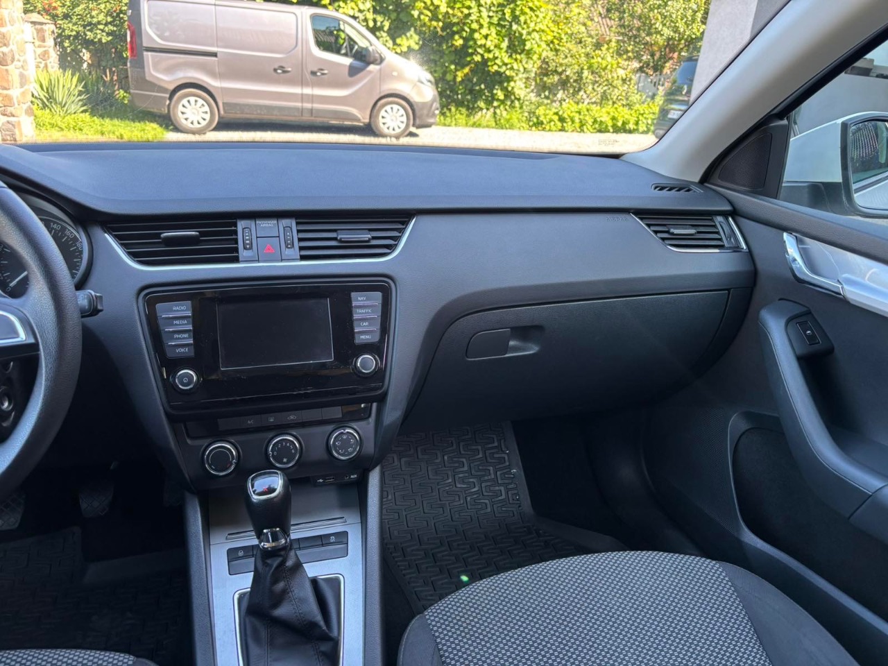 Skoda Octavia - фото 11