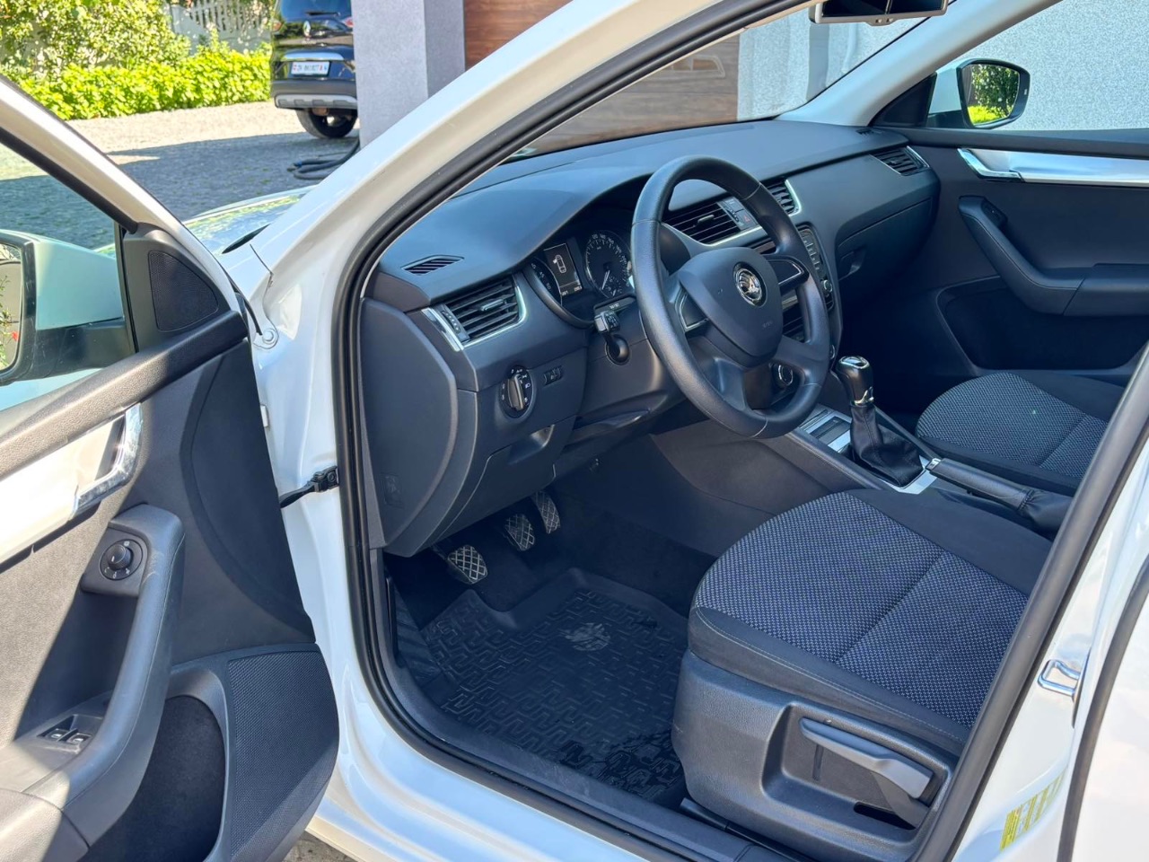 Skoda Octavia - фото 21