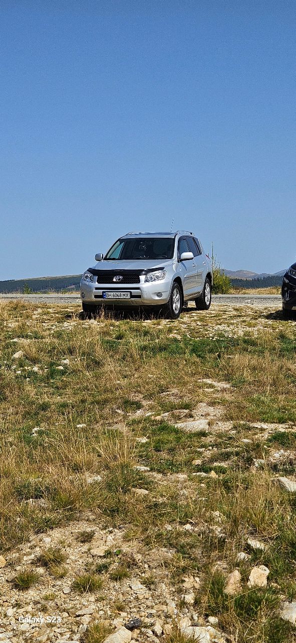 Toyota RAV4 - фото 17