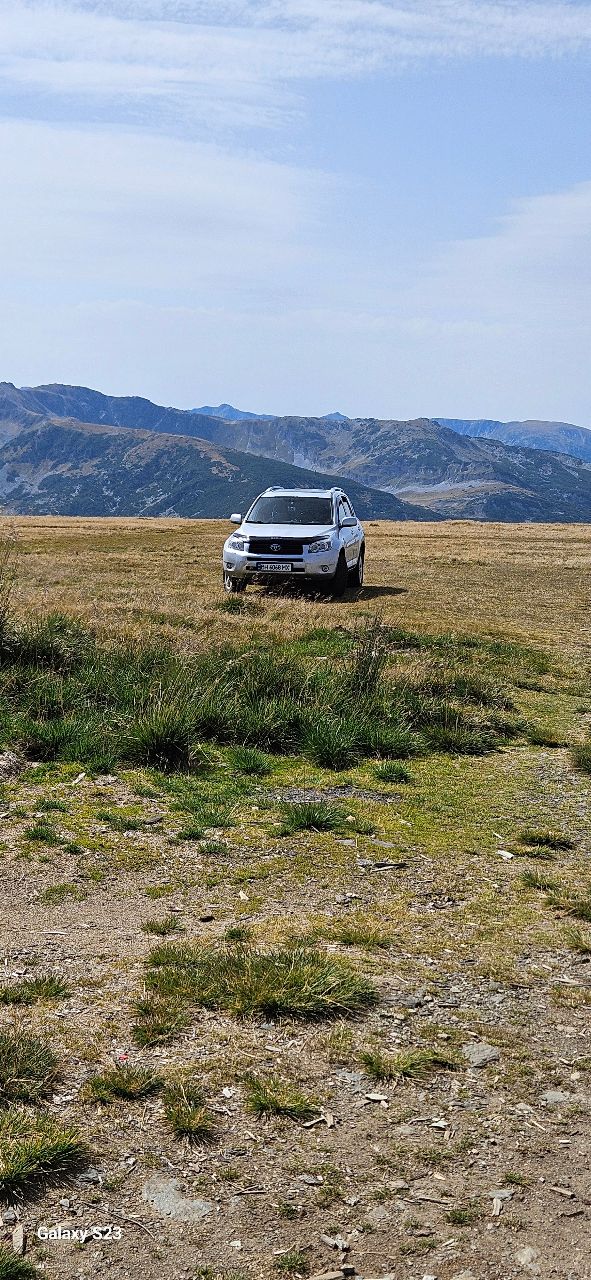 Toyota RAV4 - фото 9