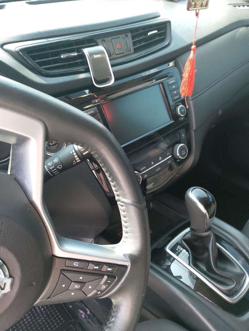 Nissan Rogue - фото 9