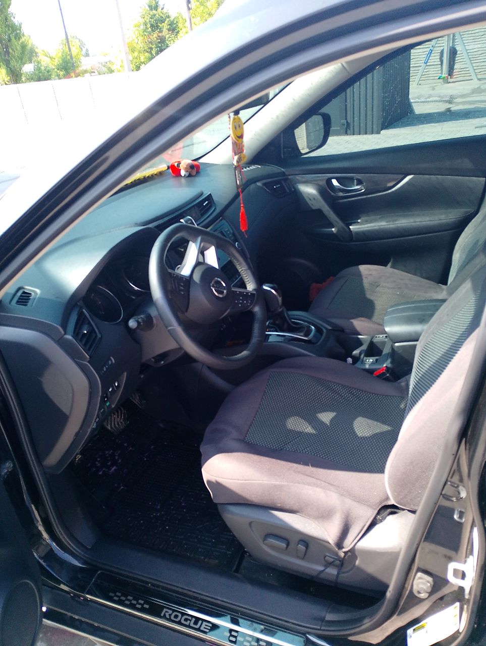 Nissan Rogue - фото 10