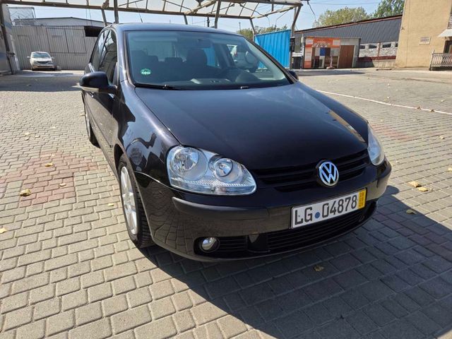 Volkswagen Golf - зображення 1
