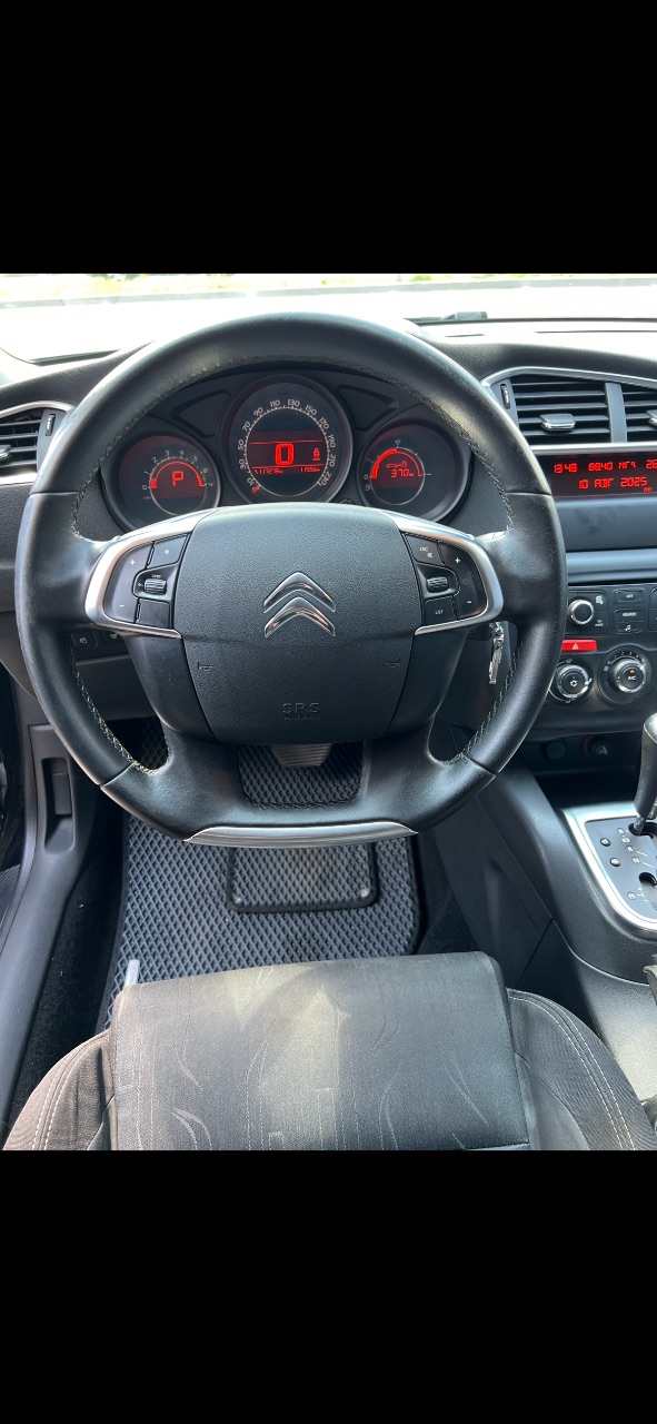Citroen C4 - фото 7