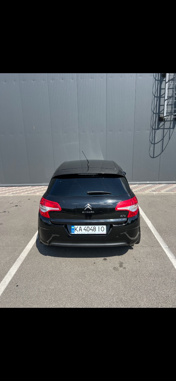 Citroen C4 - фото 9