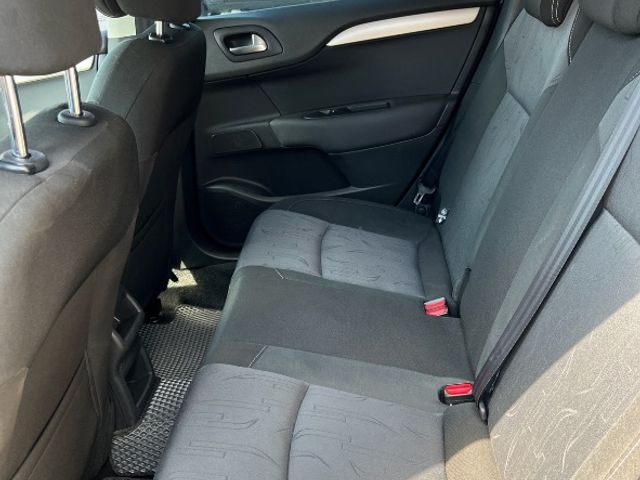 Citroen C4 - фото 4