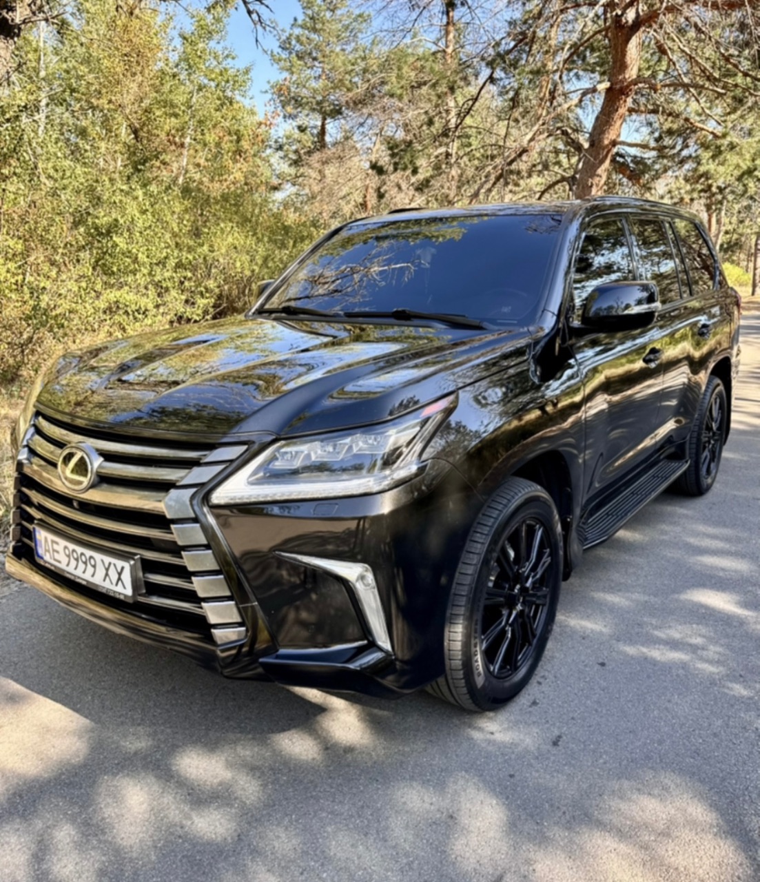 Lexus LX - фото 1